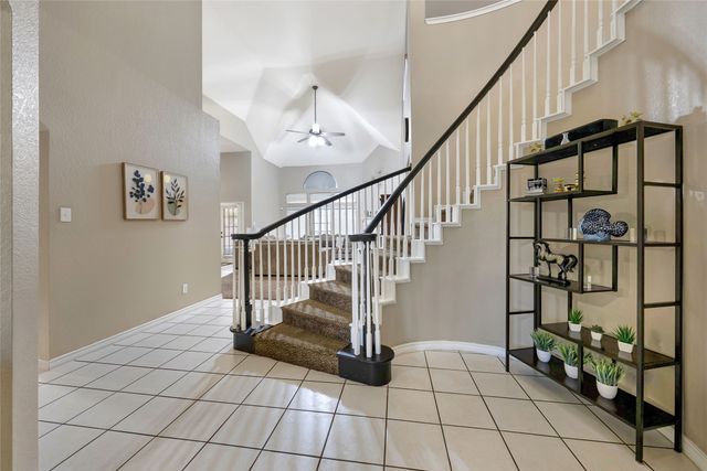 4703 Enchanted Bay Boulevard, Arlington, TX 76016