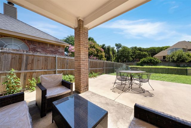4703 Enchanted Bay Boulevard, Arlington, TX 76016