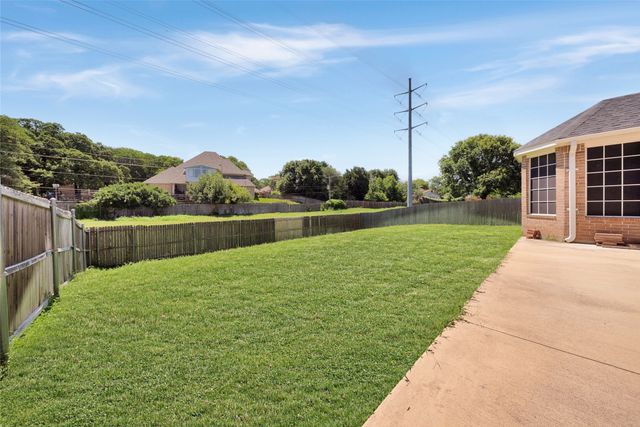 4703 Enchanted Bay Boulevard, Arlington, TX 76016