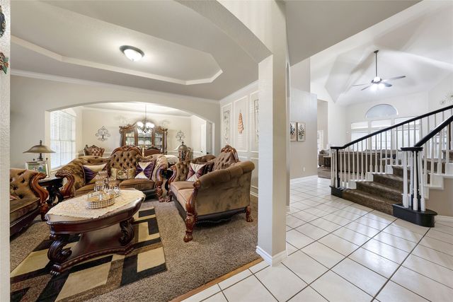 4703 Enchanted Bay Boulevard, Arlington, TX 76016