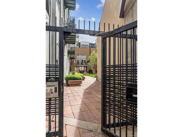 1050 Cherokee St 203, Denver, CO 80204