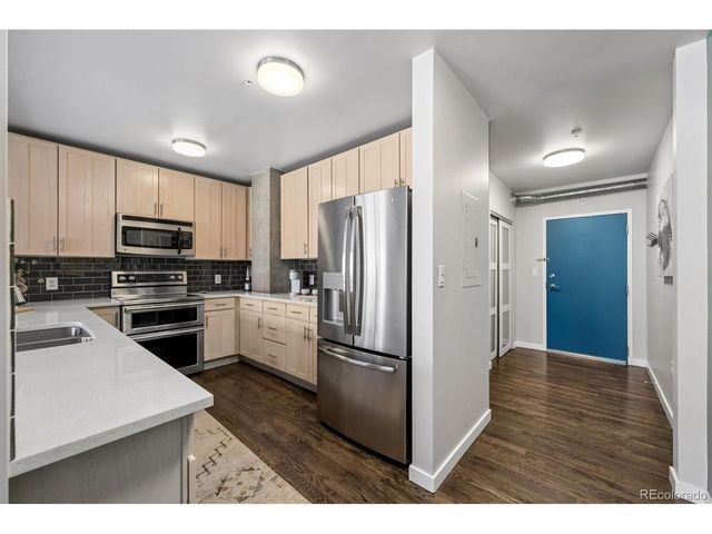 1050 Cherokee St 203, Denver, CO 80204
