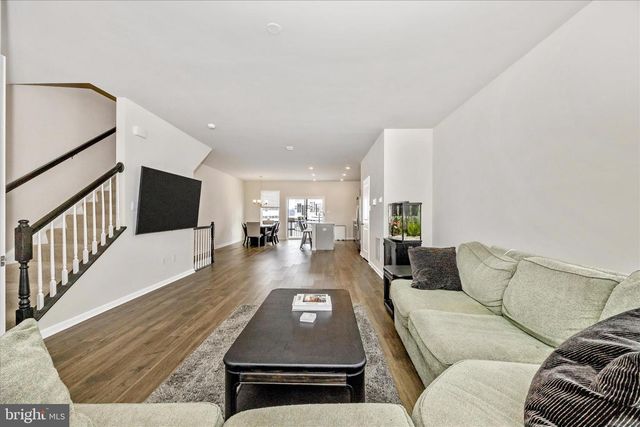 726 COMPASS WAY, Frederick, MD 21701