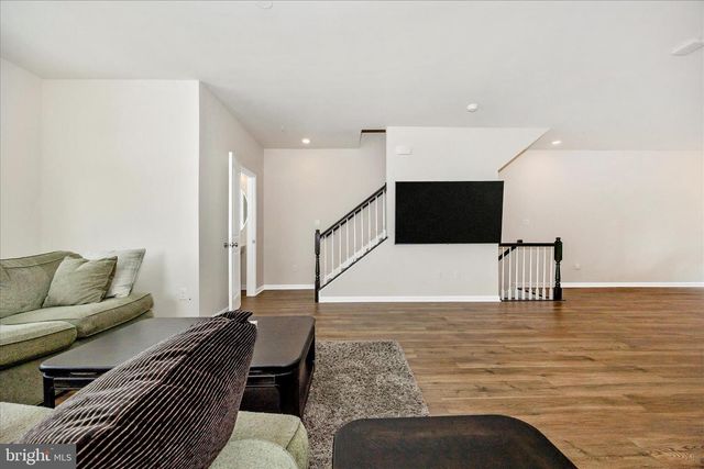 726 COMPASS WAY, Frederick, MD 21701