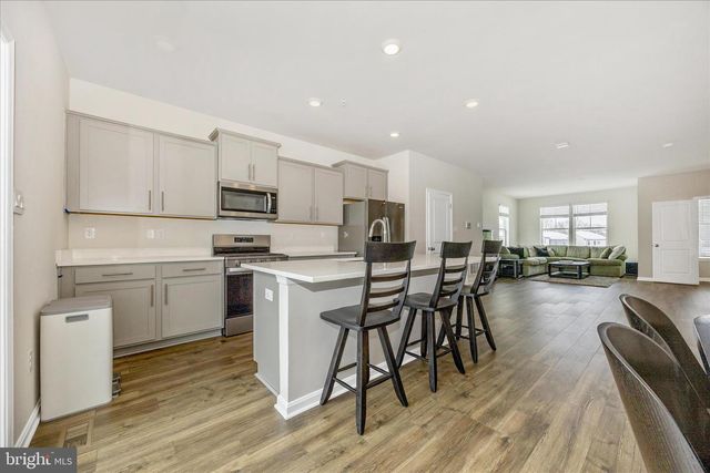 726 COMPASS WAY, Frederick, MD 21701