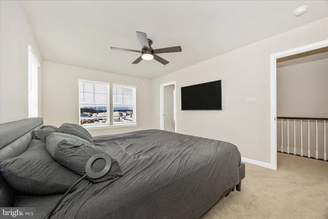 726 COMPASS WAY, Frederick, MD 21701