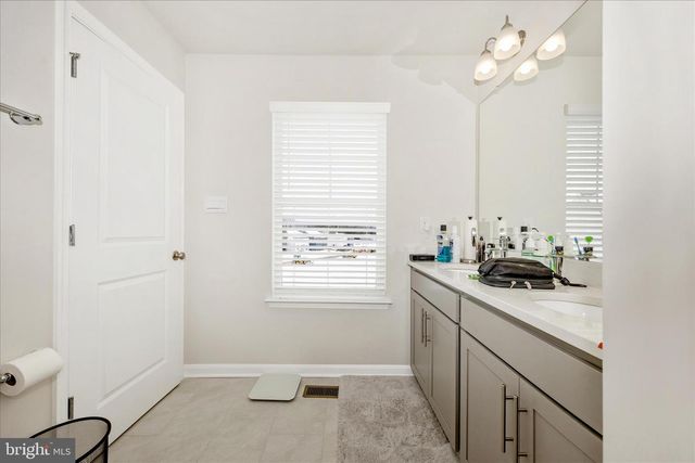 726 COMPASS WAY, Frederick, MD 21701