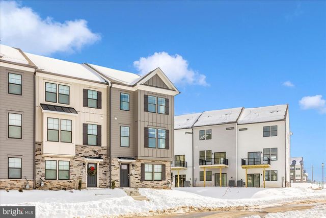 726 COMPASS WAY, Frederick, MD 21701