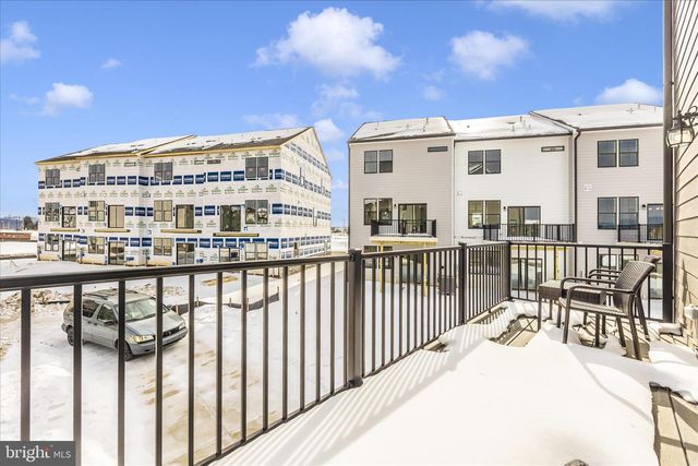 726 COMPASS WAY, Frederick, MD 21701