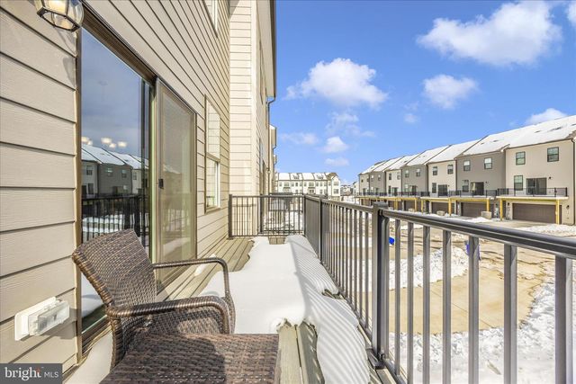 726 COMPASS WAY, Frederick, MD 21701