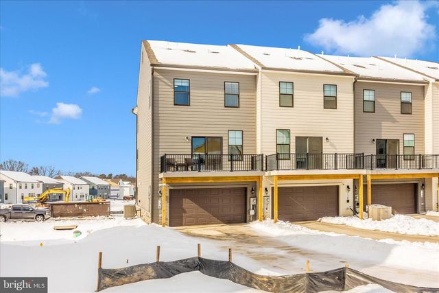 726 COMPASS WAY, Frederick, MD 21701