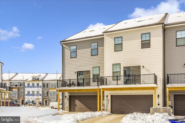 726 COMPASS WAY, Frederick, MD 21701