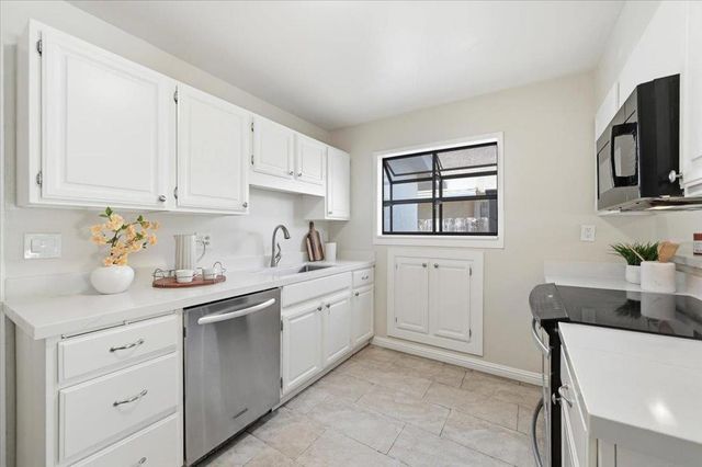 25608 Barnard Street, Hayward, CA 94545