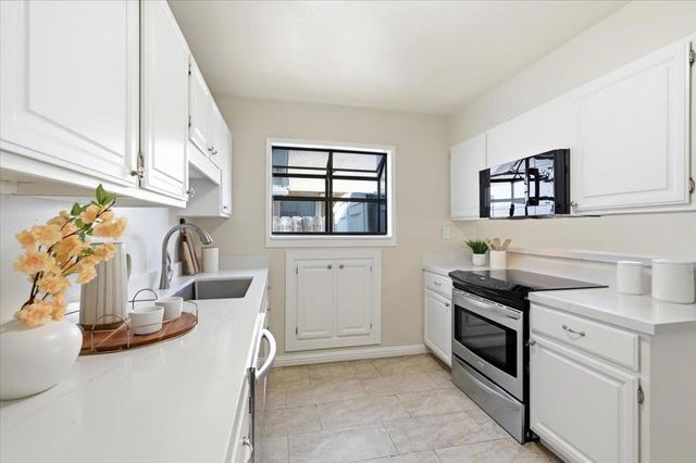 25608 Barnard Street, Hayward, CA 94545