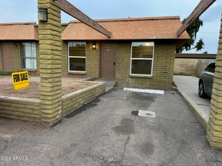 2333 W GLENROSA Avenue 114, Phoenix, AZ 85015