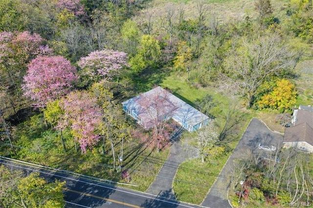 107A Wildwood Road, Great Neck, NY 11024