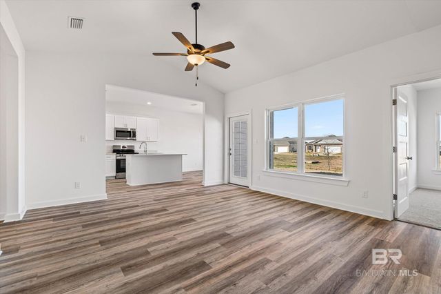 19617 Amberley Road, Robertsdale, AL 36567