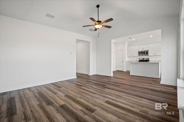 19617 Amberley Road, Robertsdale, AL 36567