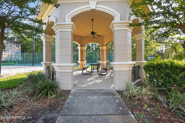 13810 SUTTON PARK Drive N 717, Jacksonville, FL 32224