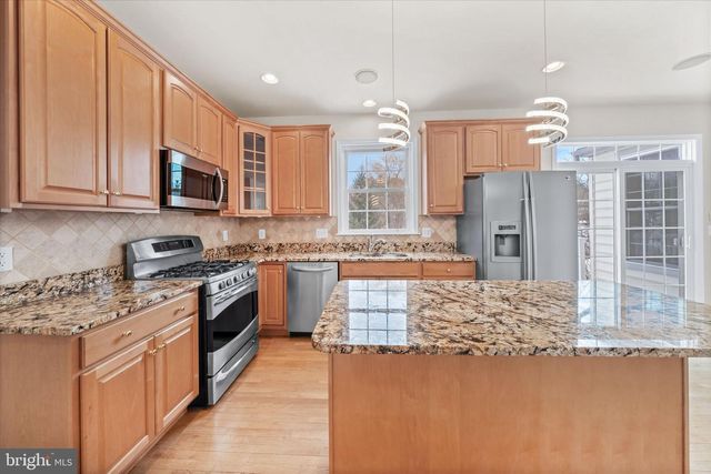 104 KITTANSET CT, Avondale, PA 19311