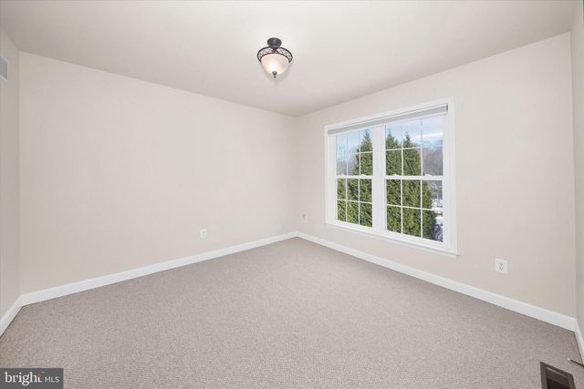 104 KITTANSET CT, Avondale, PA 19311