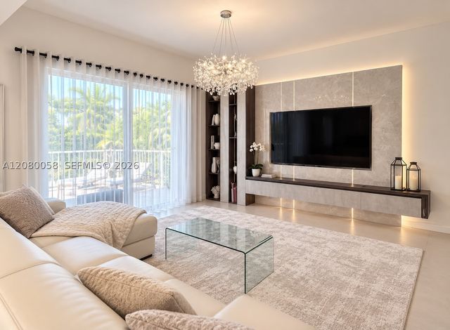 3123 NE 210th St, Aventura, FL 33180