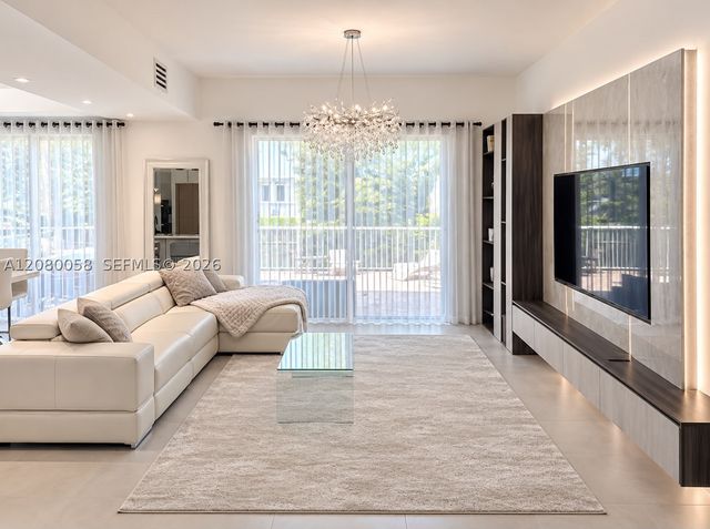 3123 NE 210th St, Aventura, FL 33180