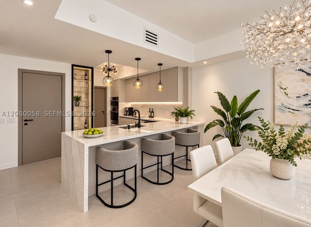 3123 NE 210th St, Aventura, FL 33180
