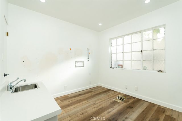 2028 Lake Avenue, Altadena, CA 91001