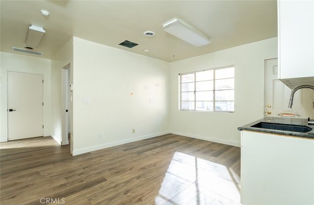 2028 Lake Avenue, Altadena, CA 91001