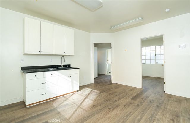 2028 Lake Avenue, Altadena, CA 91001