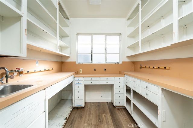 2028 Lake Avenue, Altadena, CA 91001