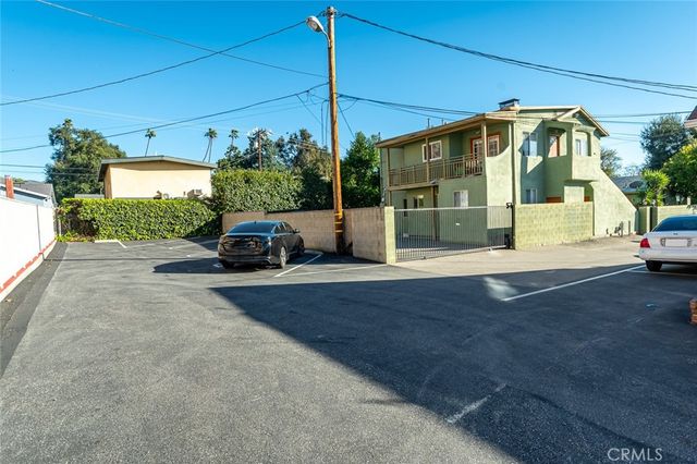 2028 Lake Avenue, Altadena, CA 91001