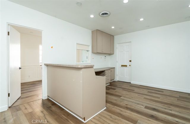 2028 Lake Avenue, Altadena, CA 91001