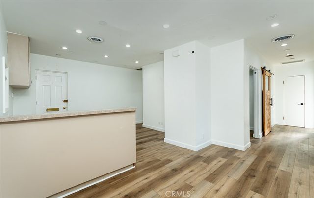 2028 Lake Avenue, Altadena, CA 91001