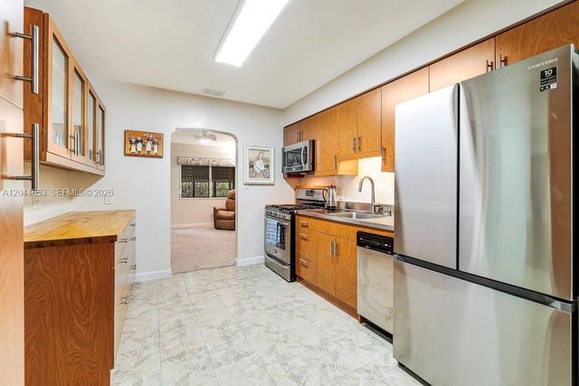 1826 Mckinley Street, Hollywood, FL 33020