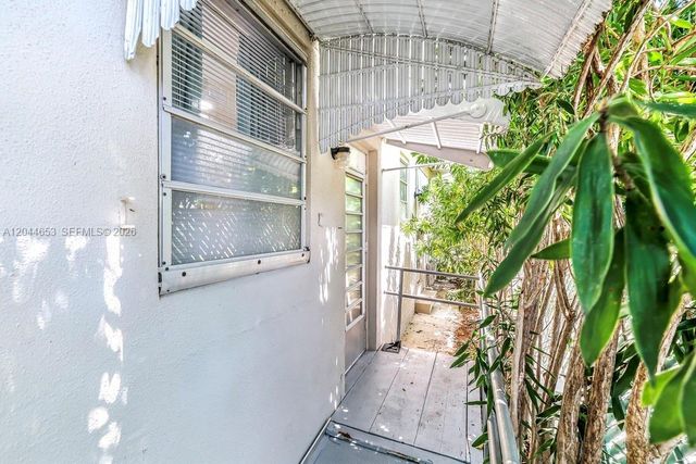 1826 Mckinley Street, Hollywood, FL 33020