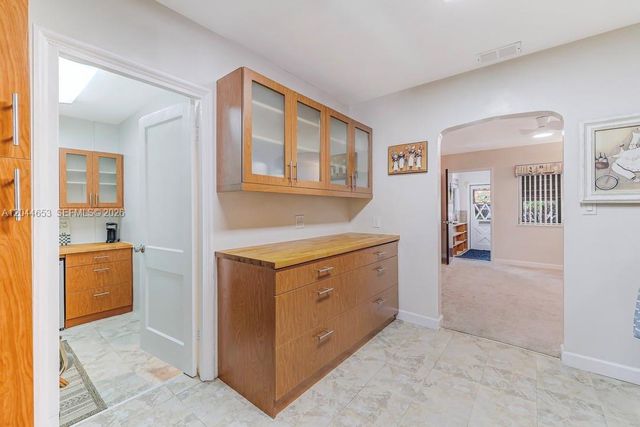 1826 Mckinley Street, Hollywood, FL 33020
