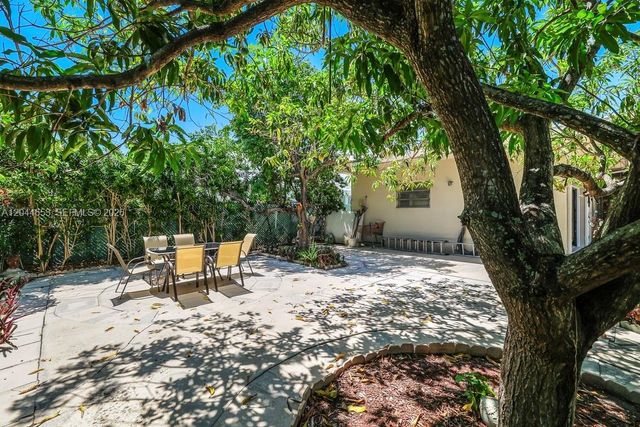 1826 Mckinley Street, Hollywood, FL 33020