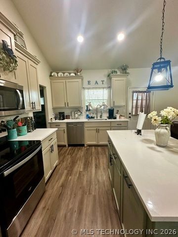 206 Long Bed Lane, Durant, OK 74701