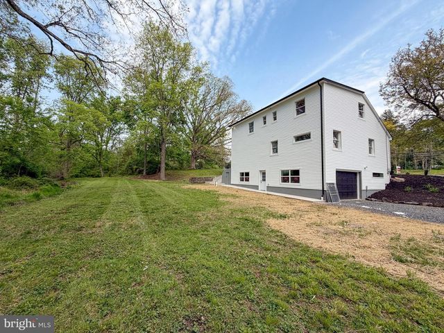 1525 ROUTE 179, Lambertville, NJ 08530