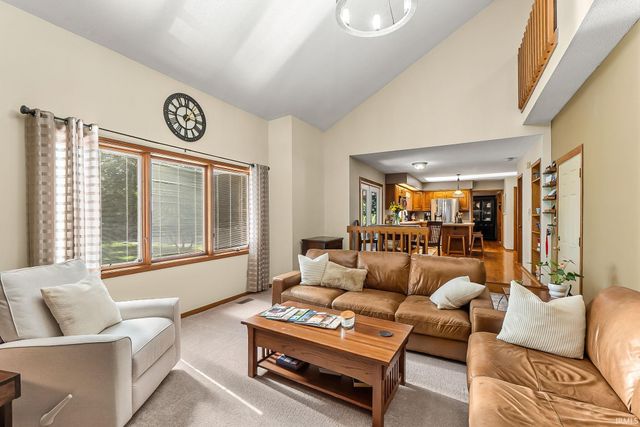 8904 Bradenton Road, Fort Wayne, IN 46835