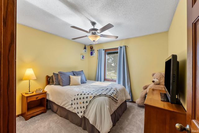 8904 Bradenton Road, Fort Wayne, IN 46835