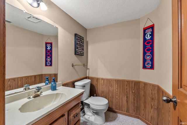 8904 Bradenton Road, Fort Wayne, IN 46835