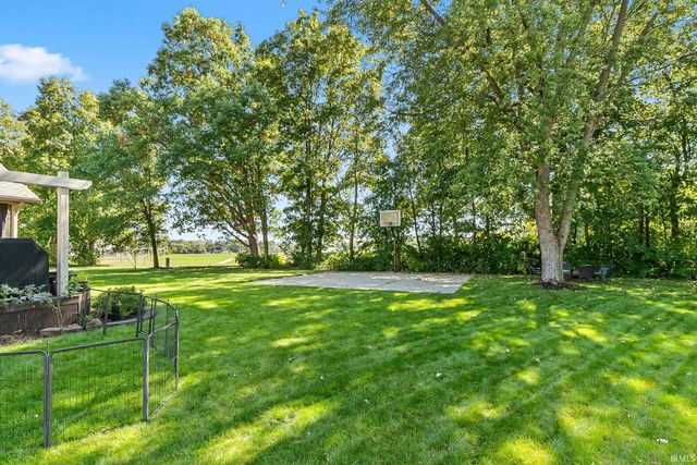 8904 Bradenton Road, Fort Wayne, IN 46835