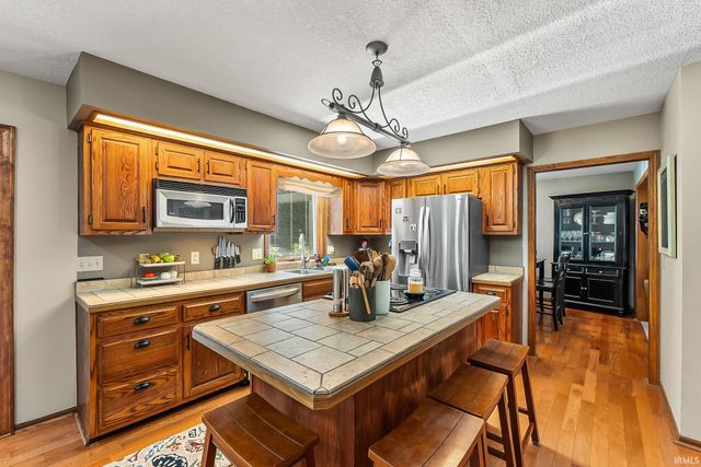 8904 Bradenton Road, Fort Wayne, IN 46835