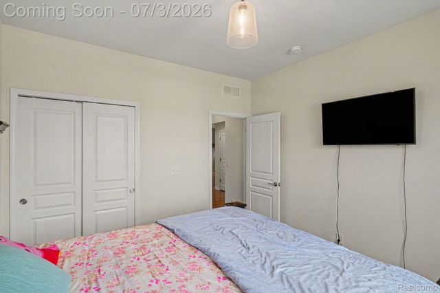 25811 Oberlin Boulevard, Novi, MI 48374