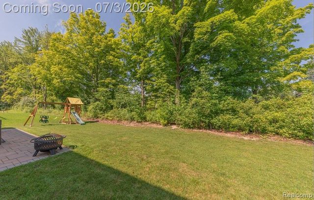 25811 Oberlin Boulevard, Novi, MI 48374