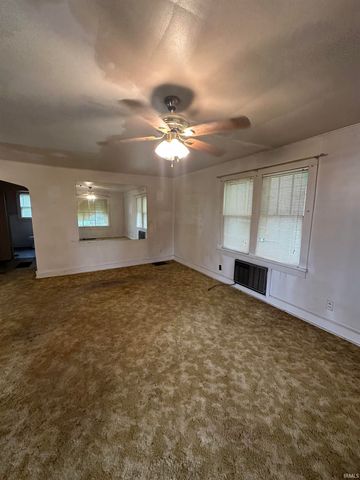 539 NE 9th Street, Linton, IN 47441