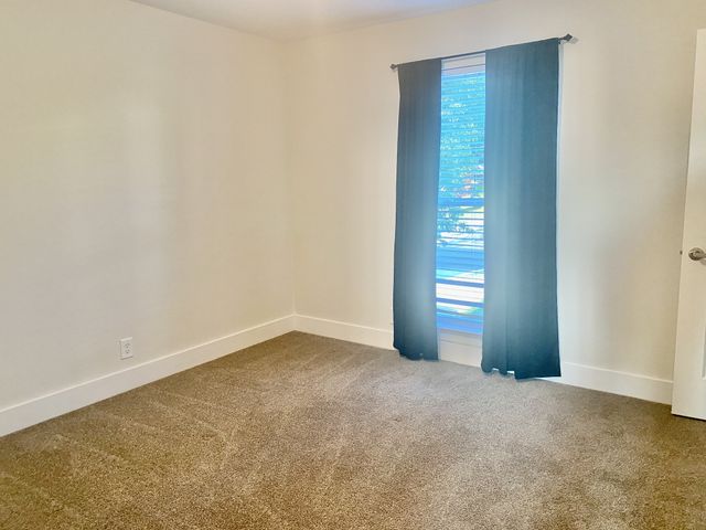 2126B Burns St, Nashville, TN 37216